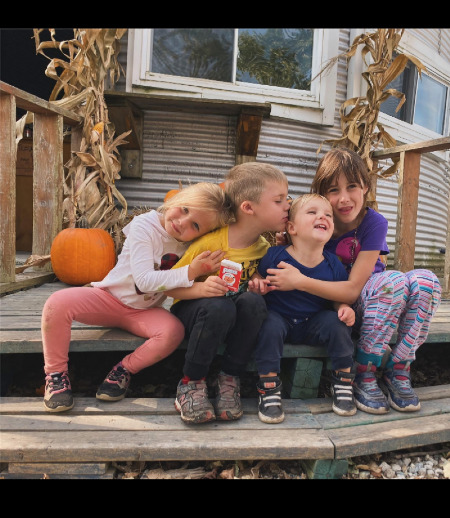 Fun Sitter Job: Looking for ; fun patient loving night time sitter, Windsor, ON at ...